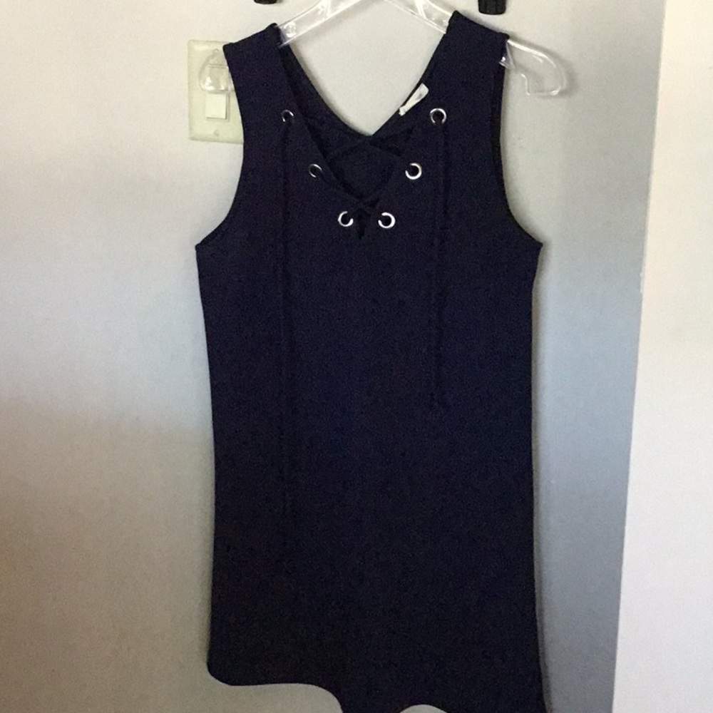 Sleeveless dress